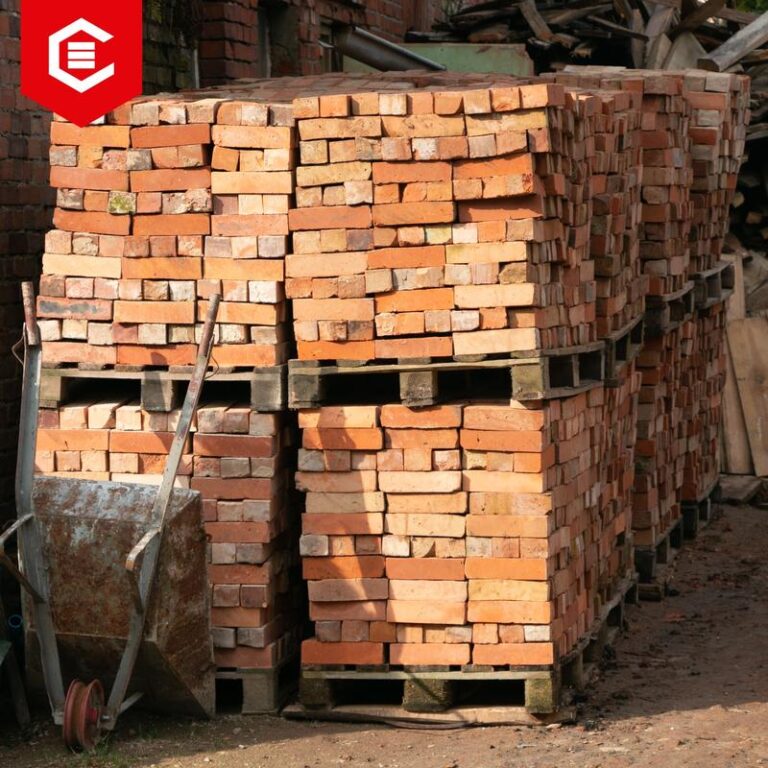 Ile cegieł zmieści się na palecie? Odkrywamy zaskakujące różnice i istotne informacje