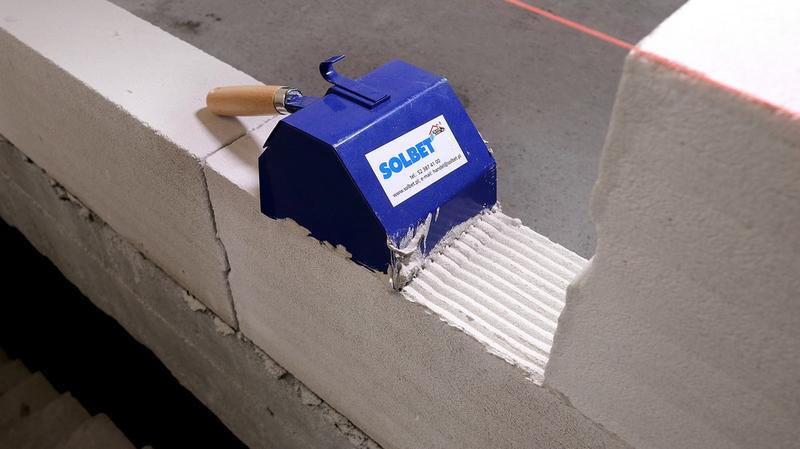 Grzebień do betonu komórkowego