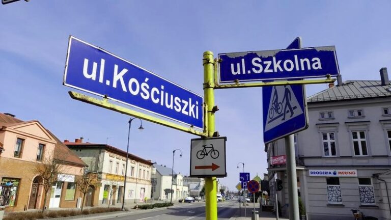 Ile zapłacisz za montaż znaku drogowego? Sprawdź kompletny cennik na 2026 rok!