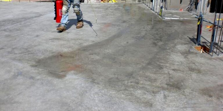 Jak długo wiąże beton: praktyczny przewodnik po etapach i czasie utwardzania