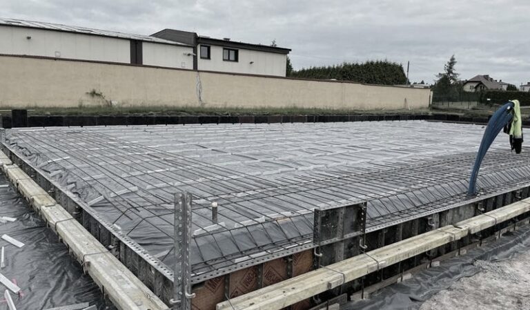 Jak obliczyć beton na fundamenty i uniknąć błędów oraz strat