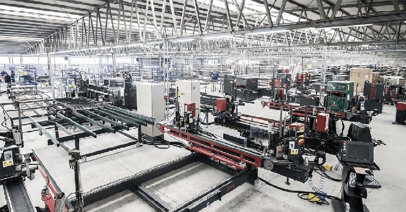Poznaj tajniki nowoczesnej produkcji okien — od profilu do montażu krok po kroku