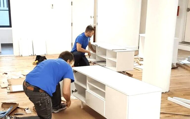 Montaż mebli a usługa budowlana – przepisy i właściwa klasyfikacja